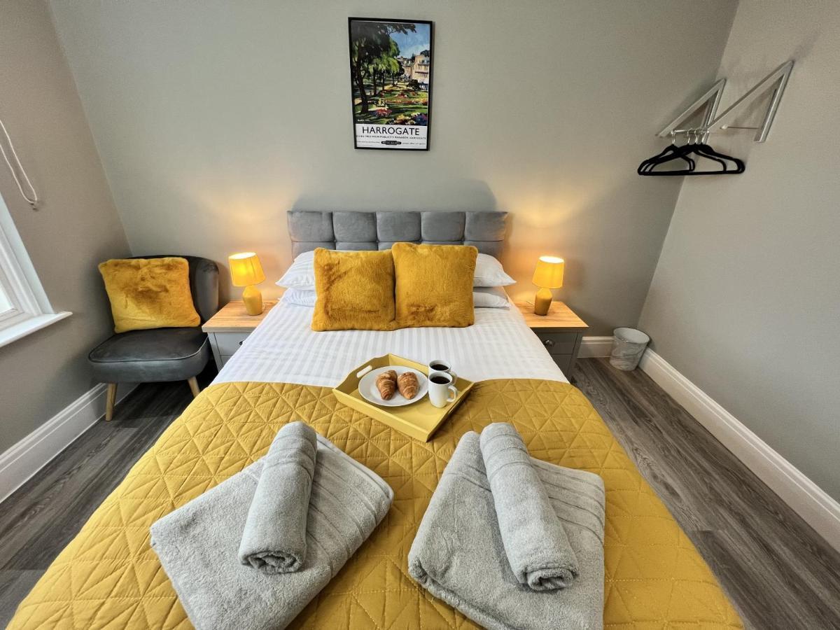 Luxurious Penthouse With Free Parking Appartamento Harrogate